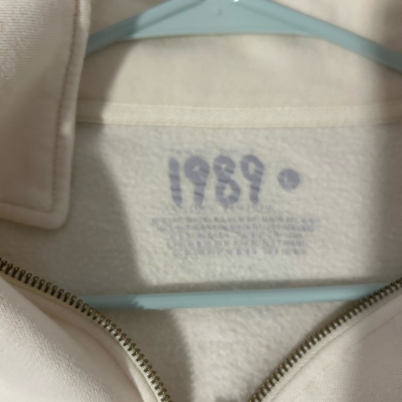 Taylor swift 1989 cream half zip - Picture 2 of 3